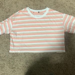 Cropped, stripe tee. Dad shirt style